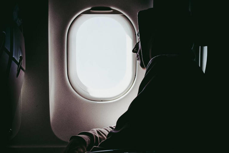 Unraveling the Mystery of Jet Lag: Expert Strategies for Managing Jet Lag from Airplane Travel