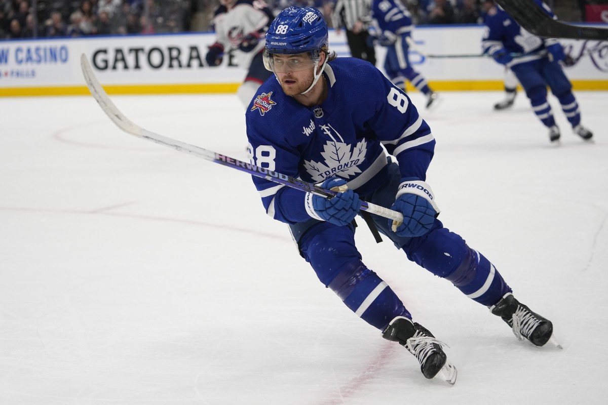 Toronto Maple Leafs Sign William Nylander To Massive Eight-Year ...