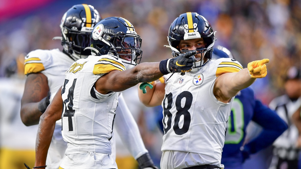 George Pickens, Steelers Go Viral With 4-Word Tweet Trolling Jaguars