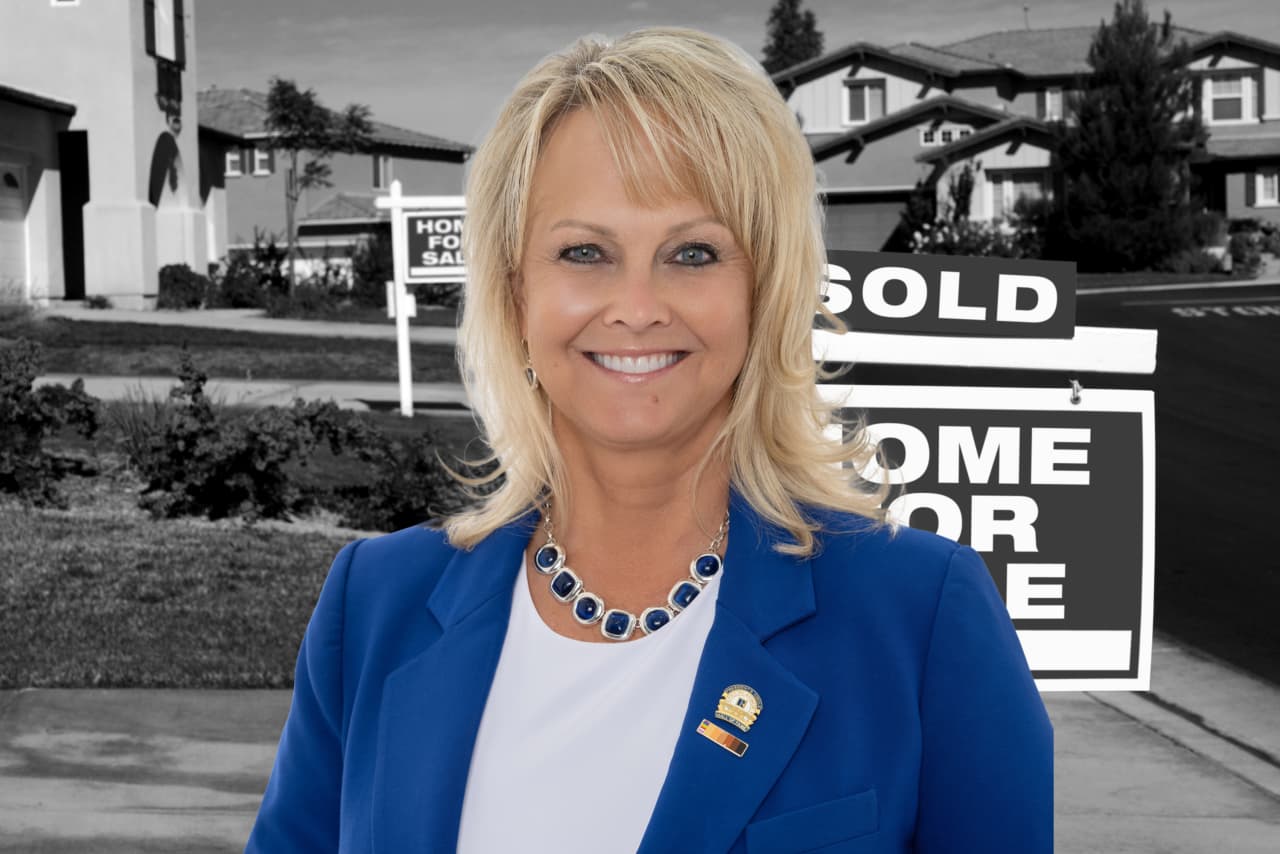 National Association Of Realtors President Resigns After Blackmail ...