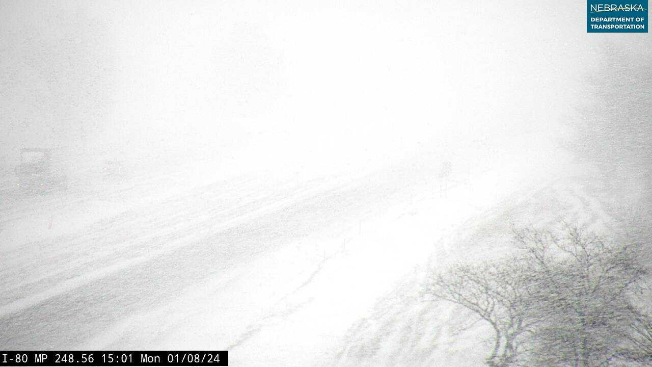 interstate 80 closes in both directions in central nebraska due to 'white out conditions'