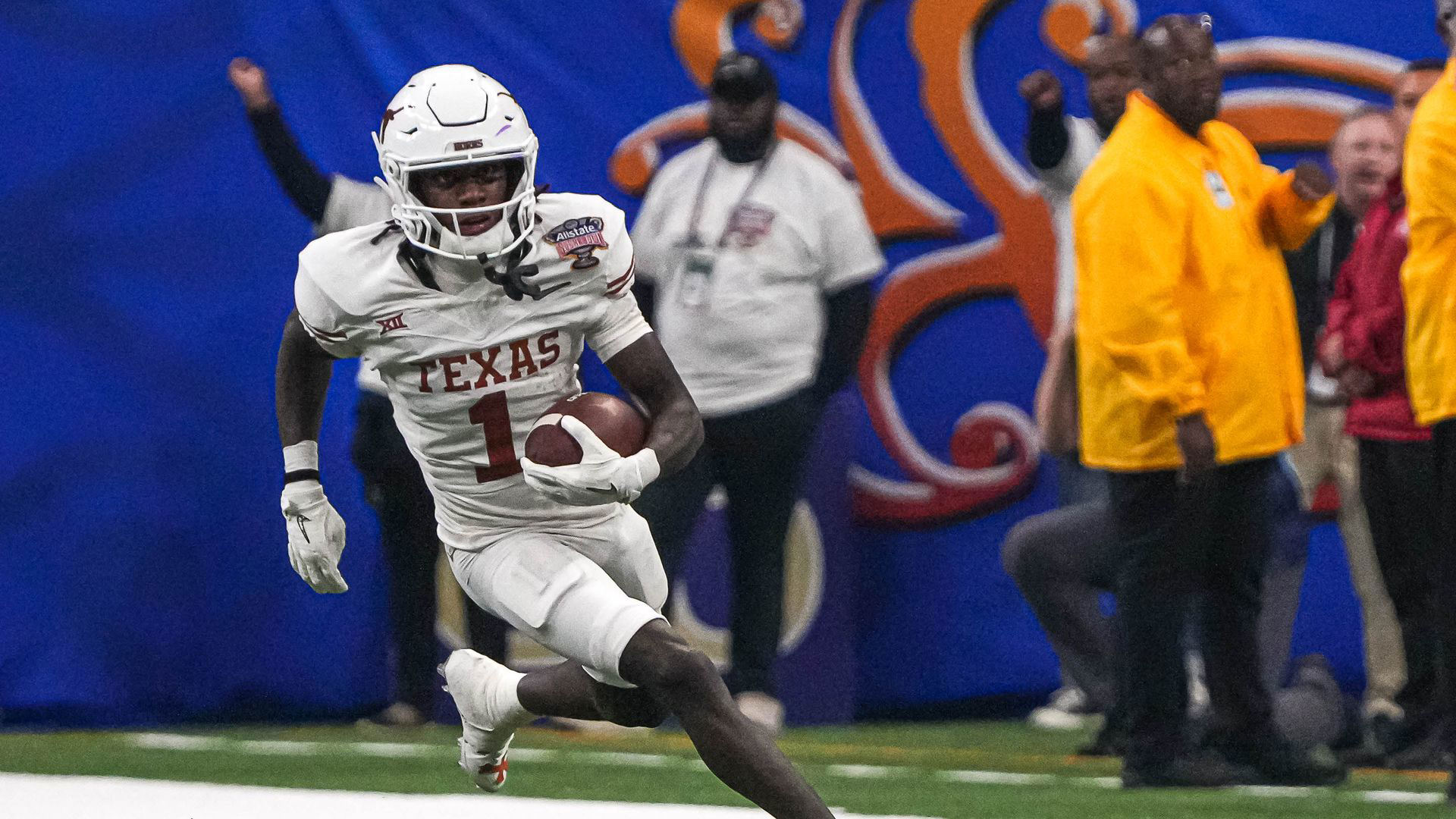 Longhorns Daily News At least five Texas football players are expected