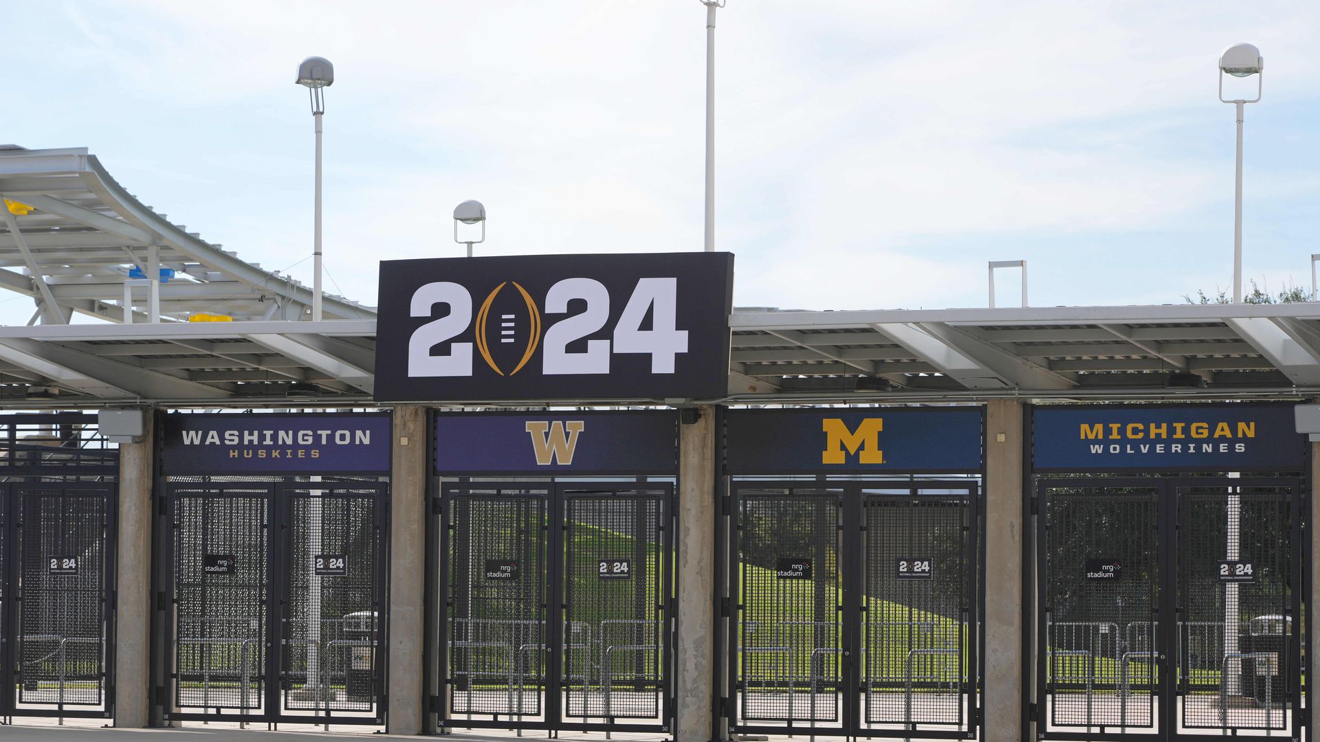 National Championship Game Thread: No. 1 Michigan Vs. No. 2 Washington