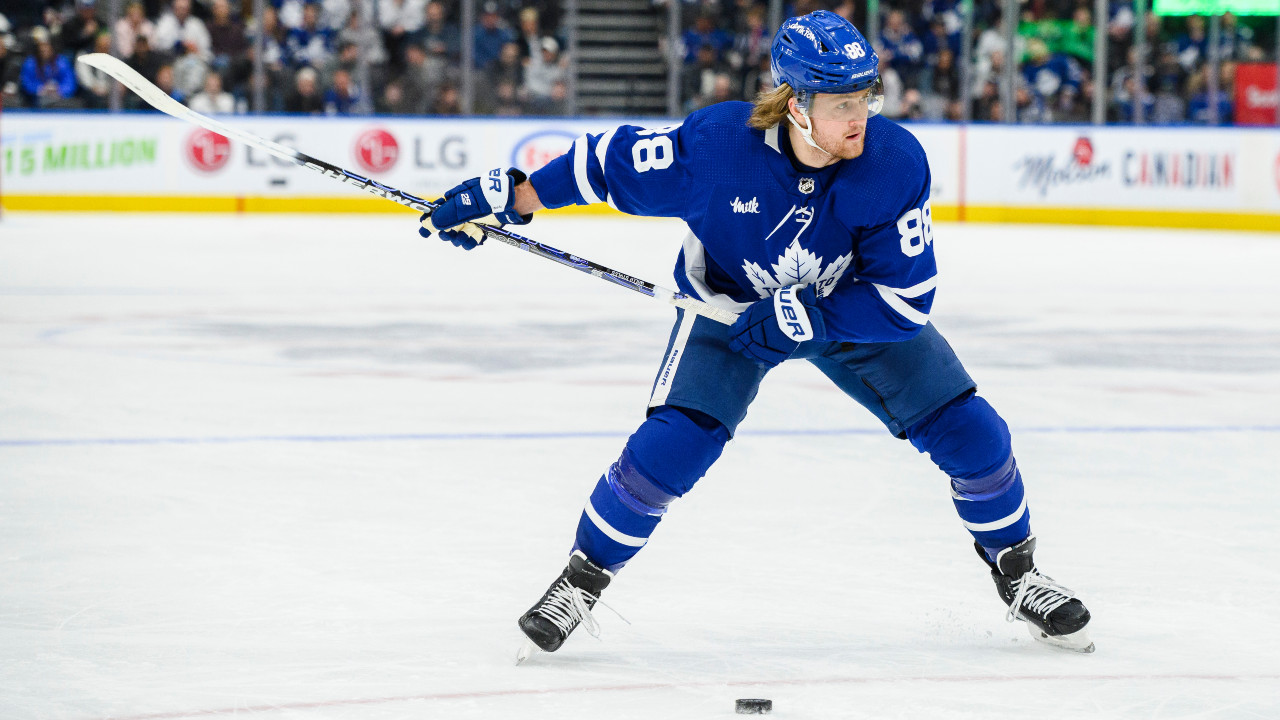 maple leafs’ william nylander on ice for practice ahead of game 4