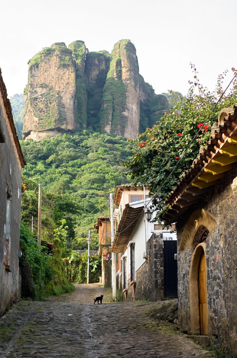 ¿Vas a Tepoztlán?; Reglas, precios y horarios para subir el Tepozteco