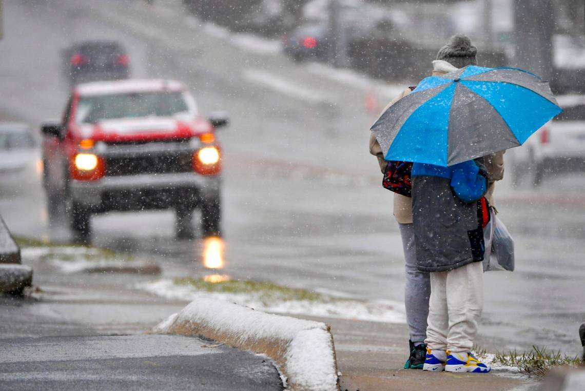 Winter Storm Warning Issued For Kansas City As Southern Shift Means ...