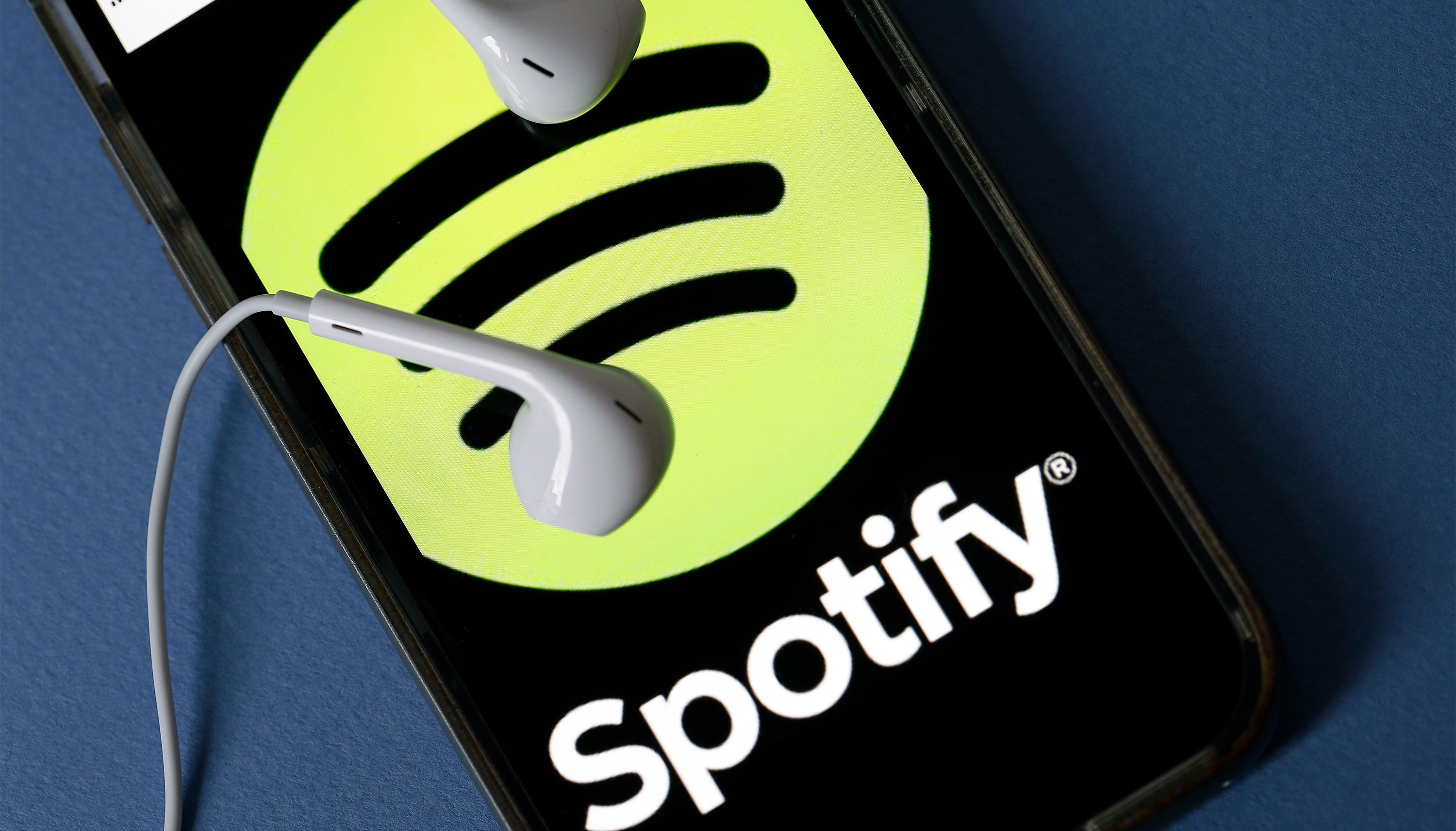 Your spotify. Spotify. Стриминговый сервис Spotify. What is Spotify. Spotify New logo.