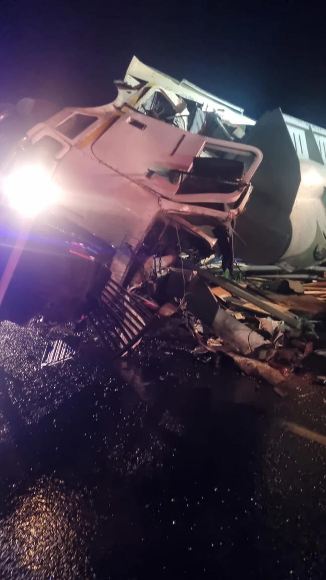 Five men killed in horrific Mpumalanga crash as truck overturns