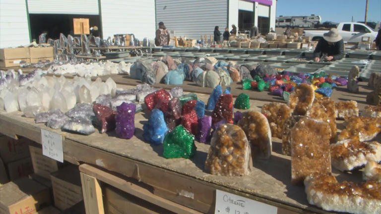 Quartzsite’s numerous gem shows bring in over a million people each year.