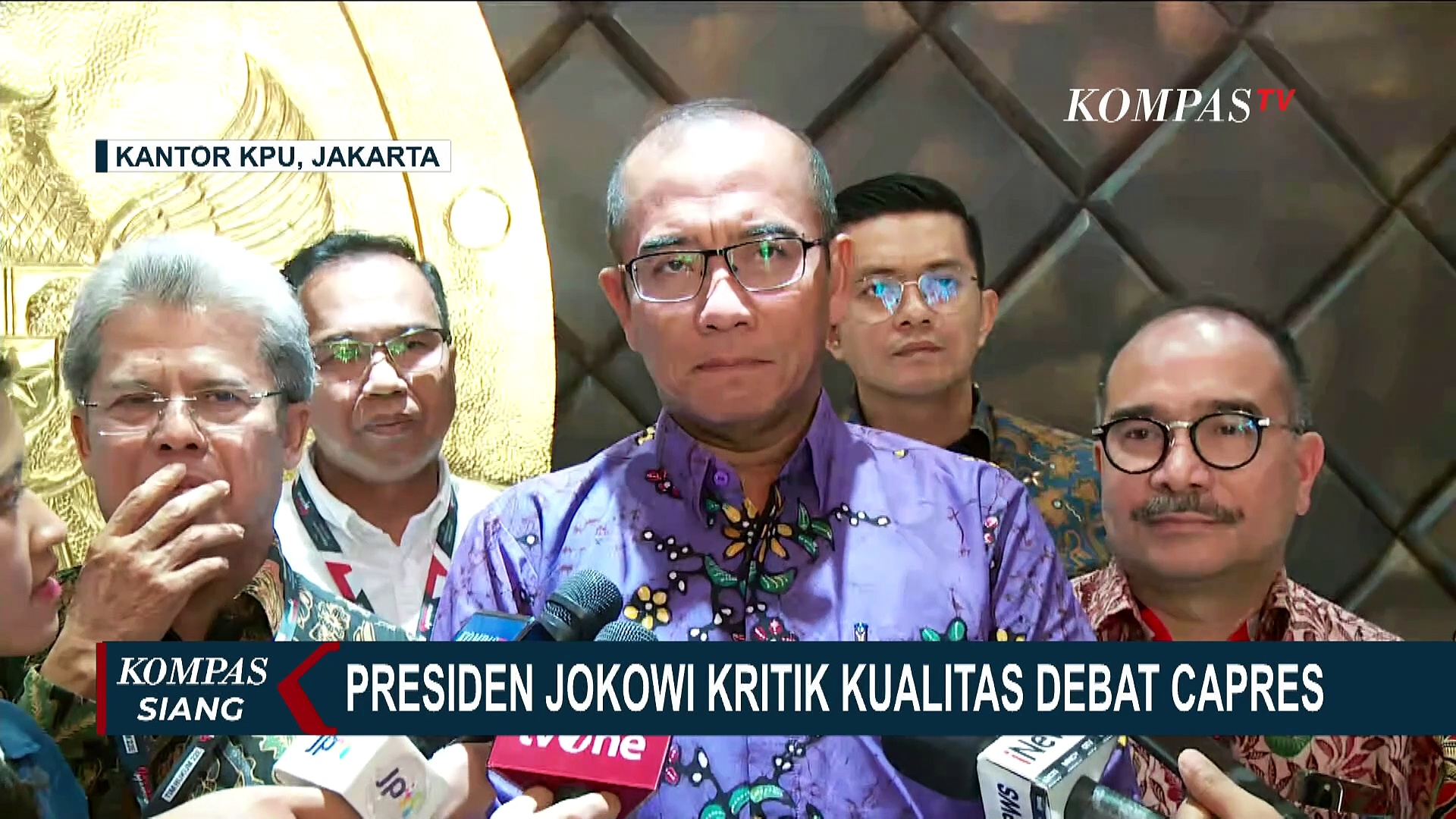 Begini Kata PDIP Dan Anies Saat Respons Kritik Jokowi Soal Kualitas ...