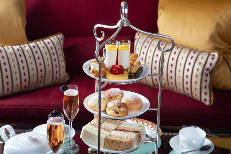 10 Afternoon Teas To Try in the Cotswolds