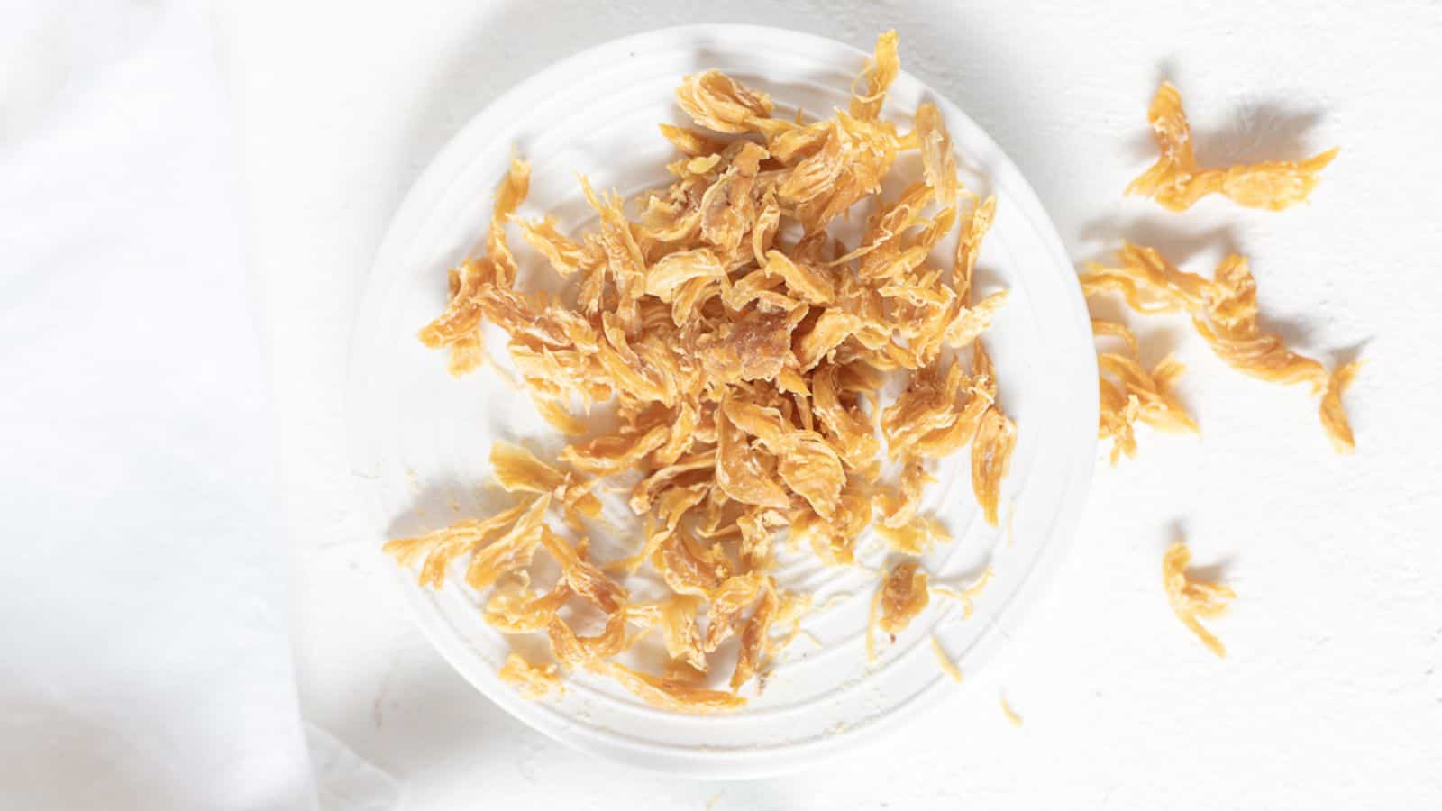 <p>Seeking a protein-packed snack for your low-carb journey? Look no further than Homemade Dehydrated Chicken – a flavorful and convenient option. These bite-sized treats offer a delicious way to stay on track with your low-carb lifestyle while enjoying the savory goodness of homemade dehydrated chicken. Snack smart, snack deliciously, and keep your low-carb goals in check with every bite.<br><strong>Get the Recipe: </strong><a href="https://www.lowcarb-nocarb.com/dehydrated-chicken/?utm_source=msn&utm_medium=page&utm_campaign=msn">Homemade Dehydrated Chicken</a></p>