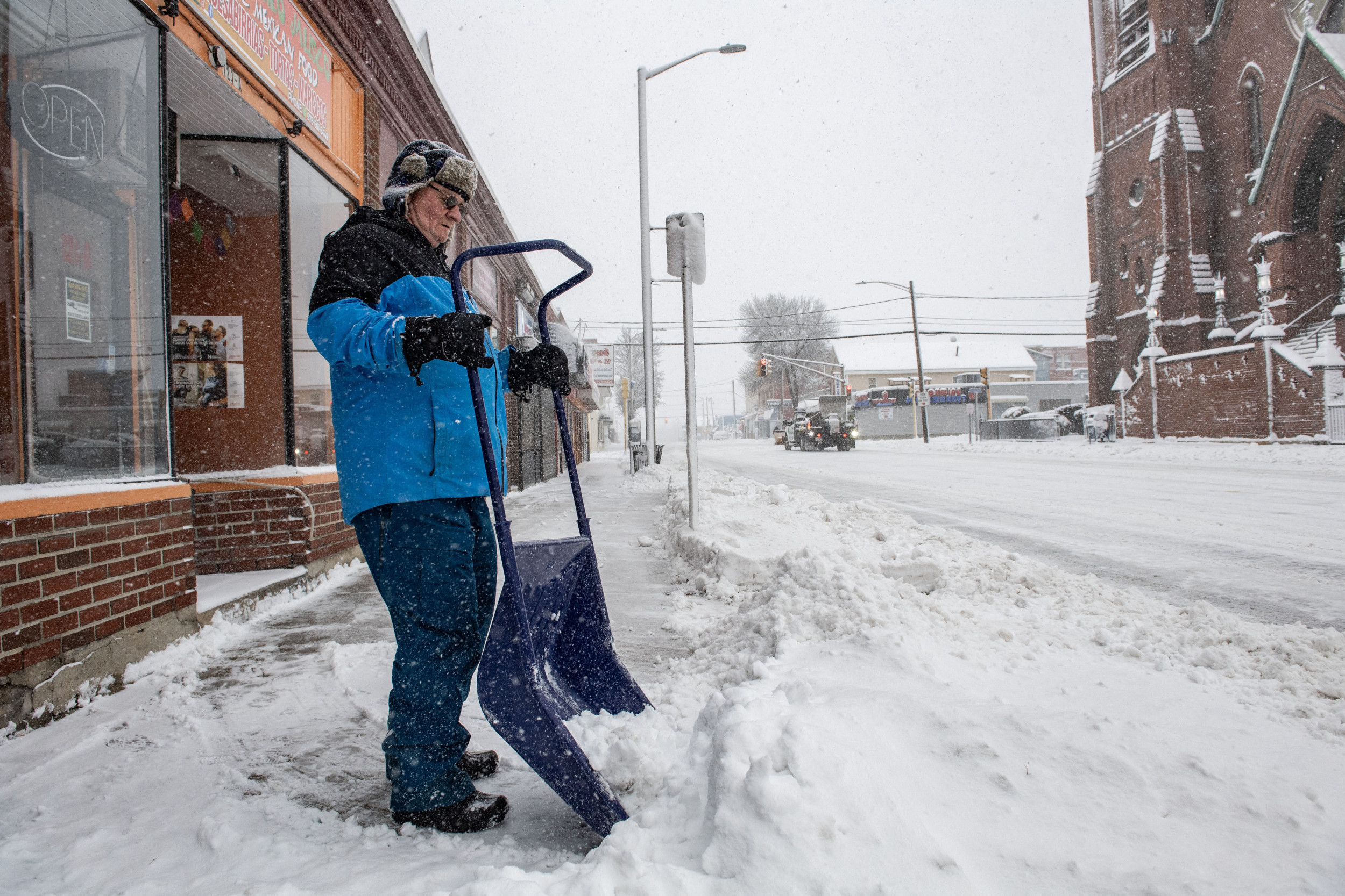 Snow Map Shows Depth Across US As Multiple Winter Storms To Hit   AA1mGk3O.img