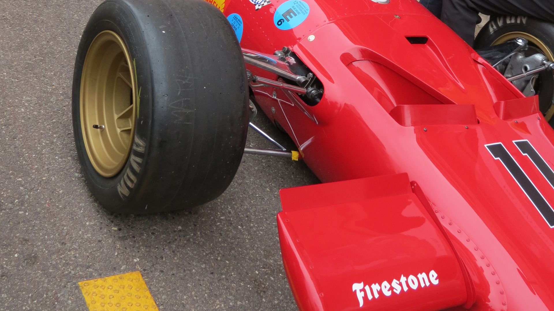 Wat een schade! Zelfs oude Ferrari-modellen raken beschadigd: foto's