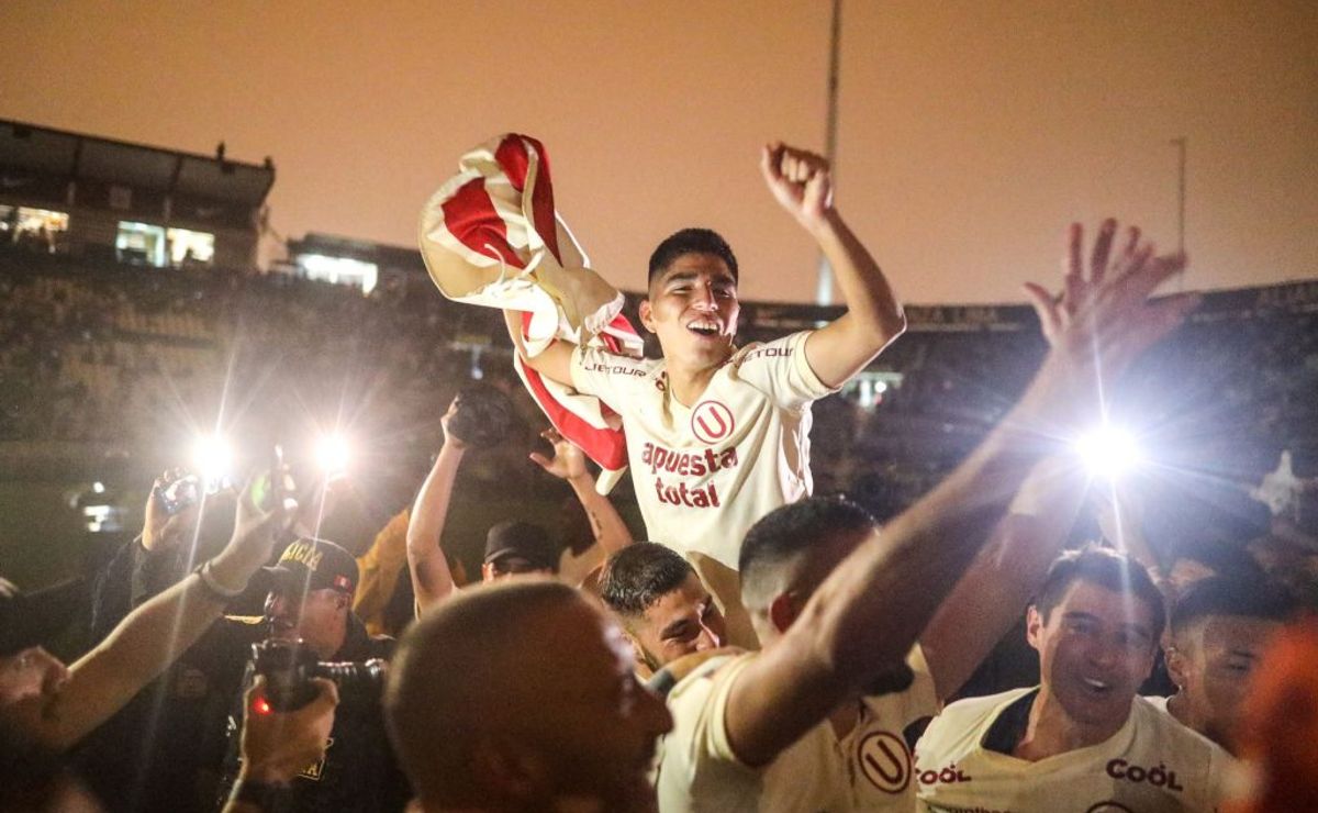 El Once Titular Del Campeón: Universitario De Deportes Y Su Primera ...