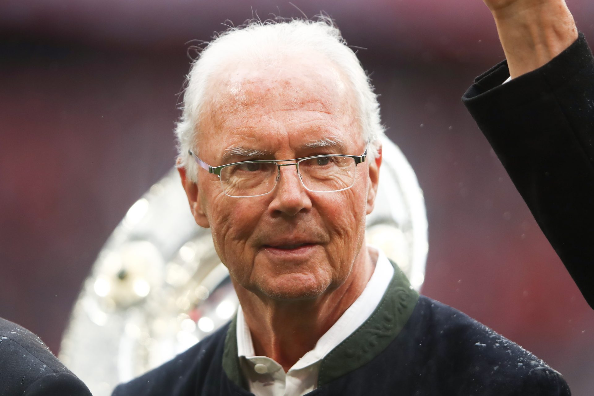 Franz Beckenbauer: Das Bewegte Leben Des Fußball-Kaisers Und Seine ...