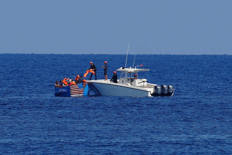 Se cree que desde 2021 los cubanos migran en números récord a Estados Unidos.