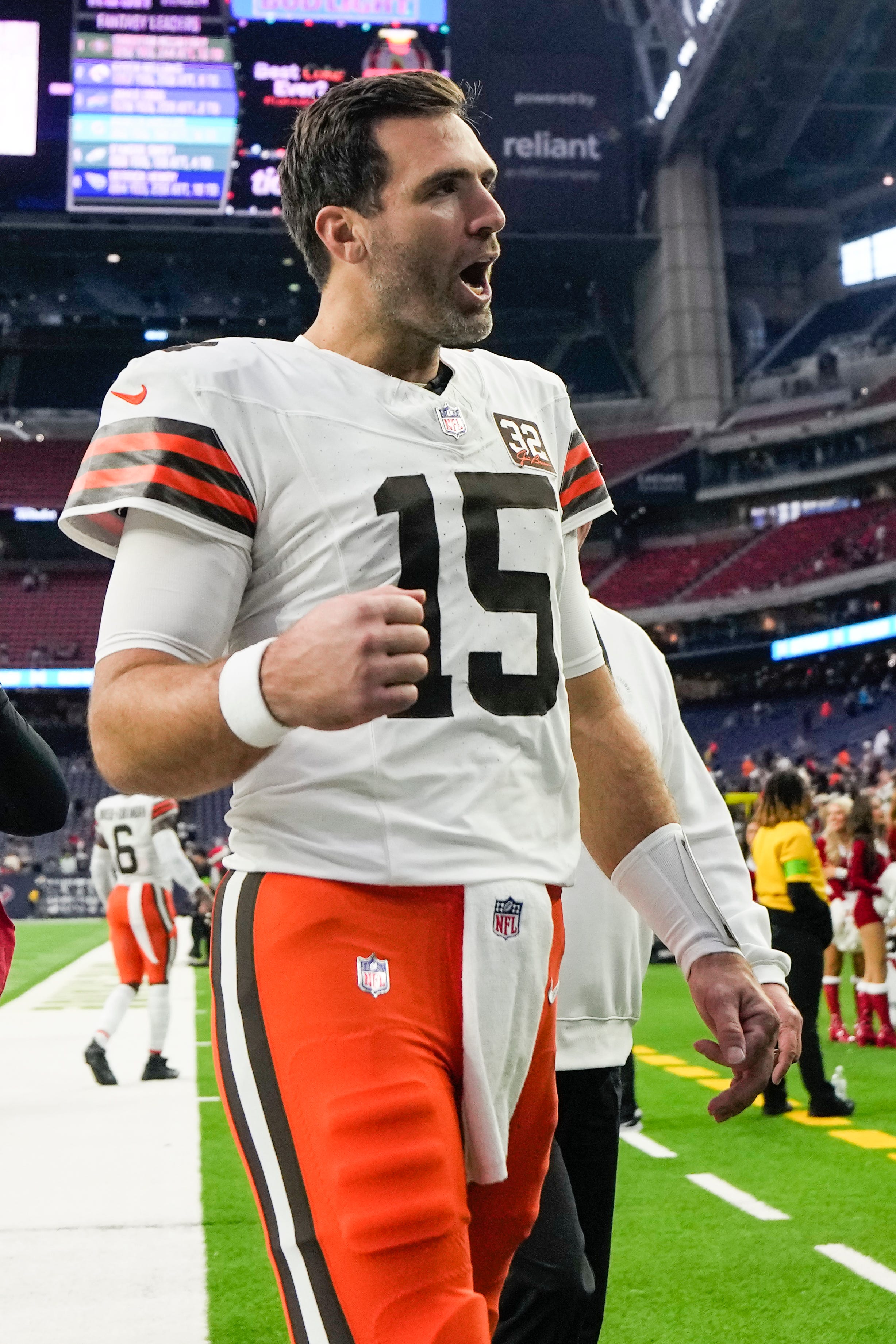 NFL Honors 2024: Cleveland Browns Quarterback Joe Flacco Wins Comeback ...