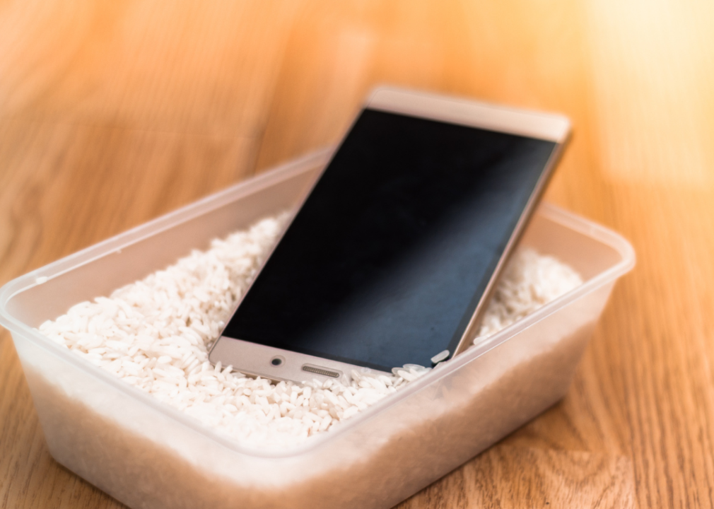 No, don't put your wet phone in rice. Here are 7 common phone myths