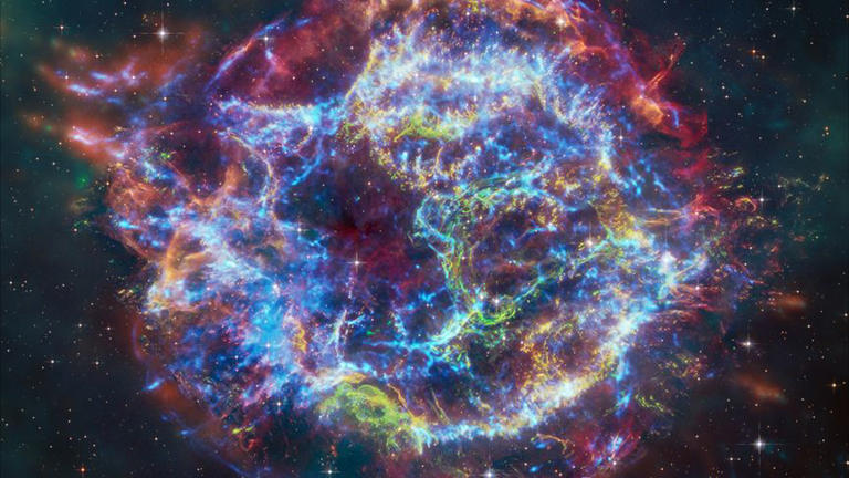Astronomers solve mystery of 'Green Monster' in famous supernova ...