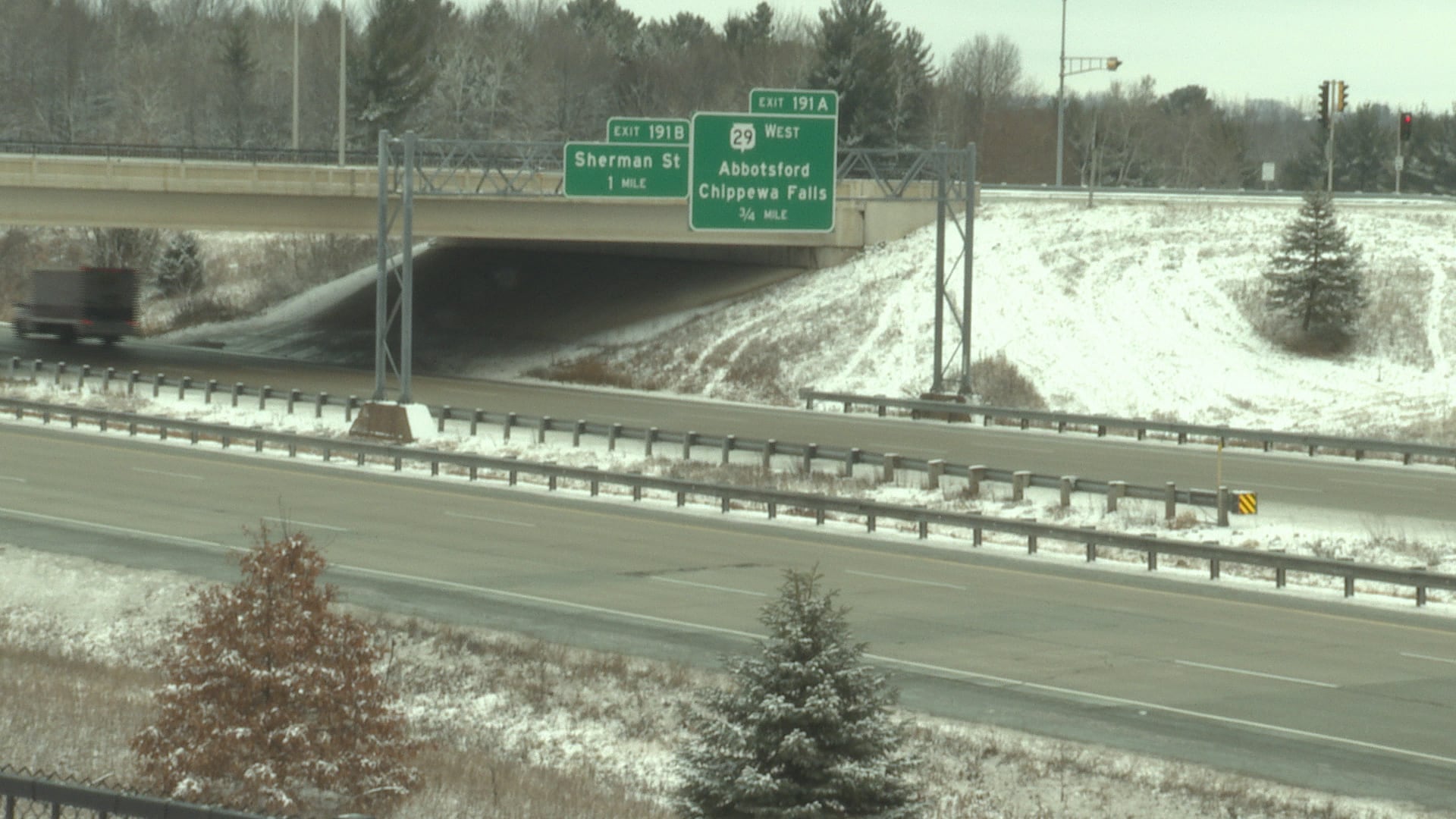 The First Snowfall Of 2024 Means The Highway Department Is Hard At Work   AA1mIKHr.img