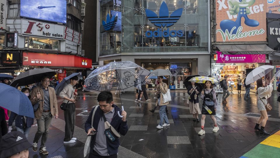 As Election Nears In Taiwan Many Young Voters Say China Isn T Their   AA1mINuu.img