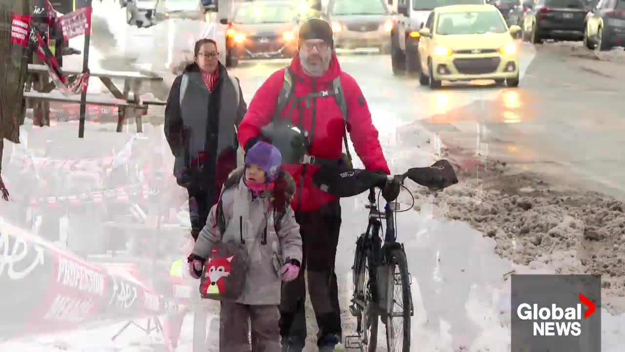 Students Head Back To School After Long Teachers Strike In Quebec   AA1mIbbX.img