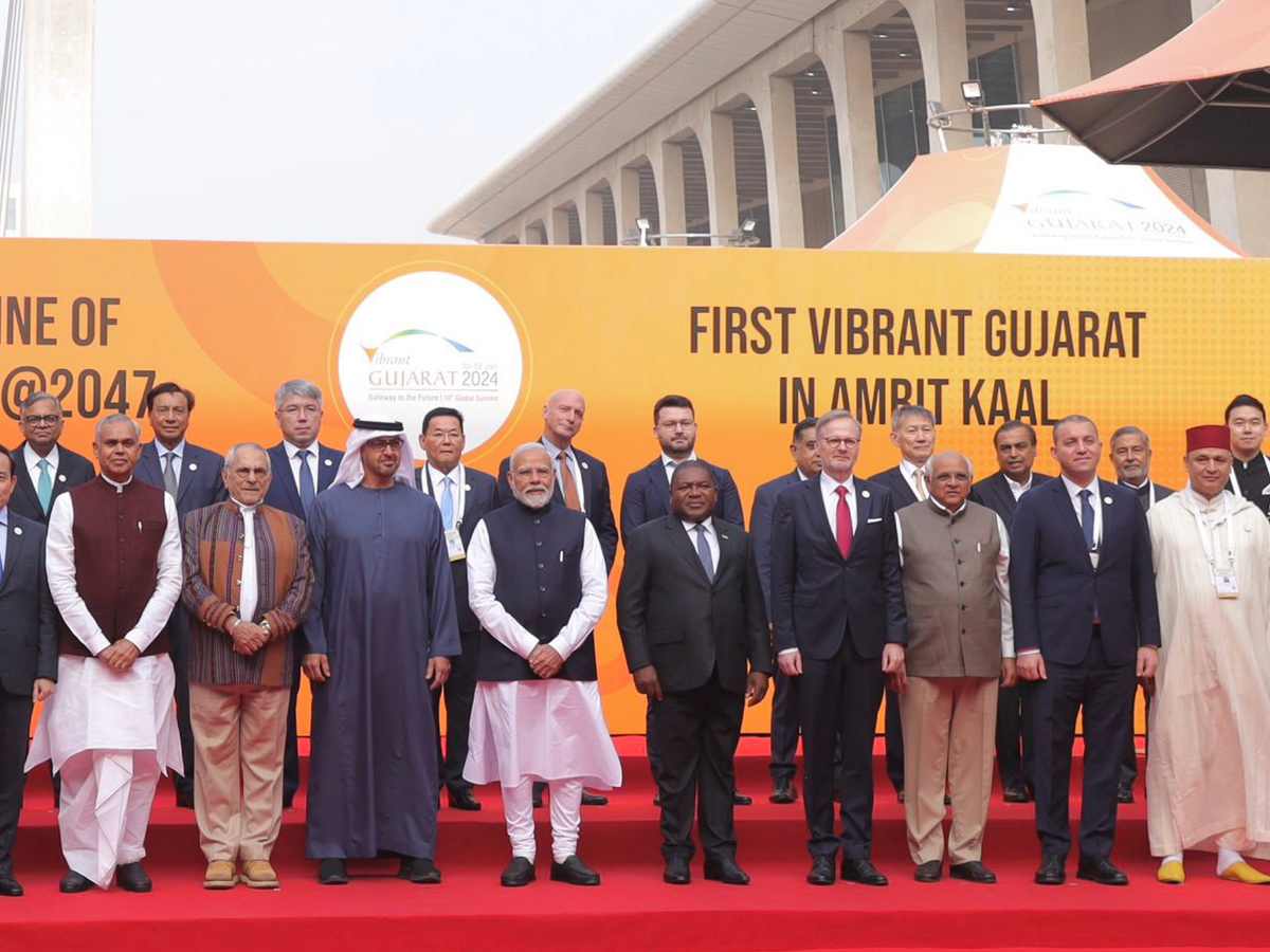 PM Modi Kicks Off Vibrant Gujarat Global Summit 2024, Adani, Ambani ...