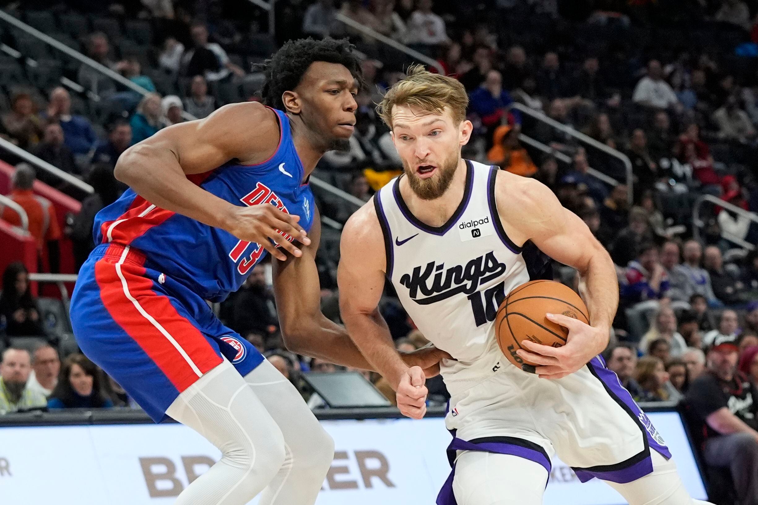 Sabonis Anota 37 Puntos; Kings Arrollan 131-110 A Pistons