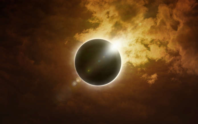 2 Oktober: Ringvormige zonsverduistering