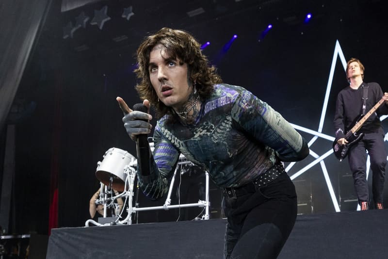 Bring Me The Horizon Pause Their First 2024 Show Twice To Tend To Fans   AA1mKW6b.img