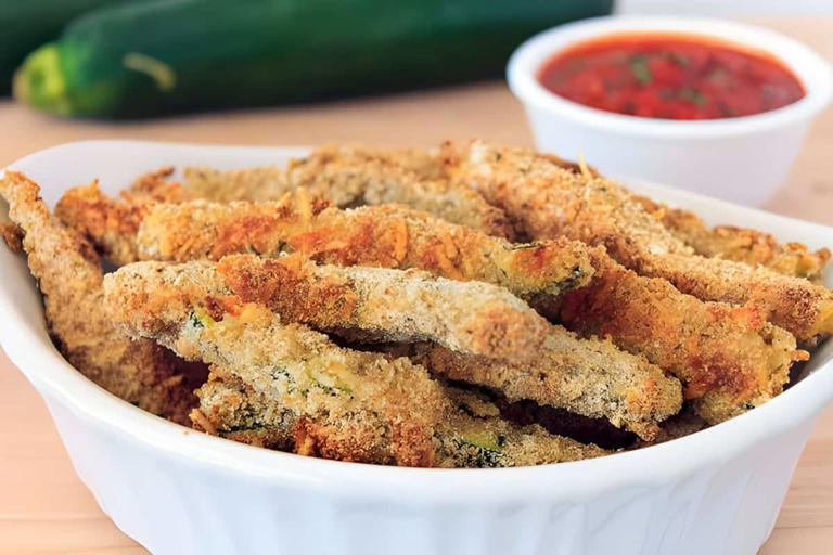 Easy Baked Panko and Parmesan Baked Zucchini Fries Recipe