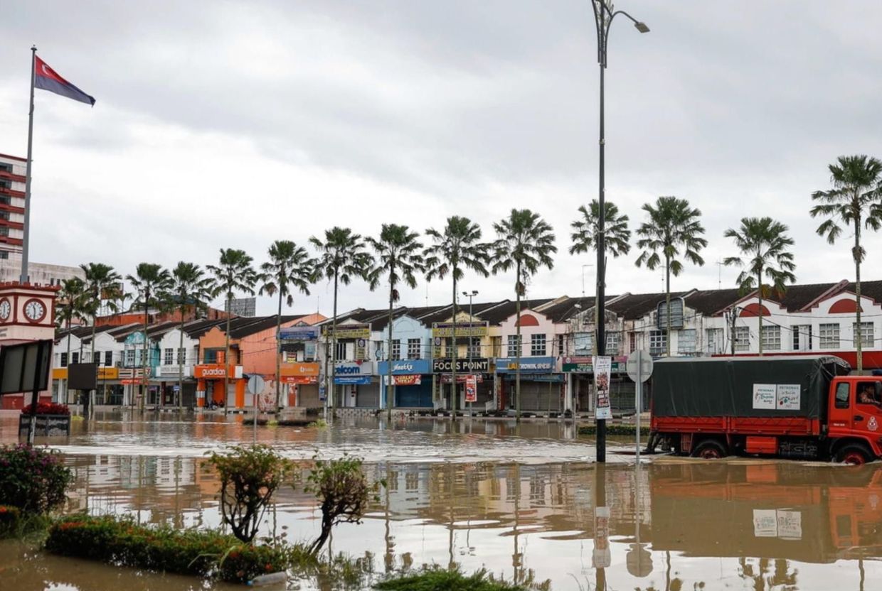 Floods: Johor Sees Significant Drop In Evacuees From 8,257 To 7,628 On ...