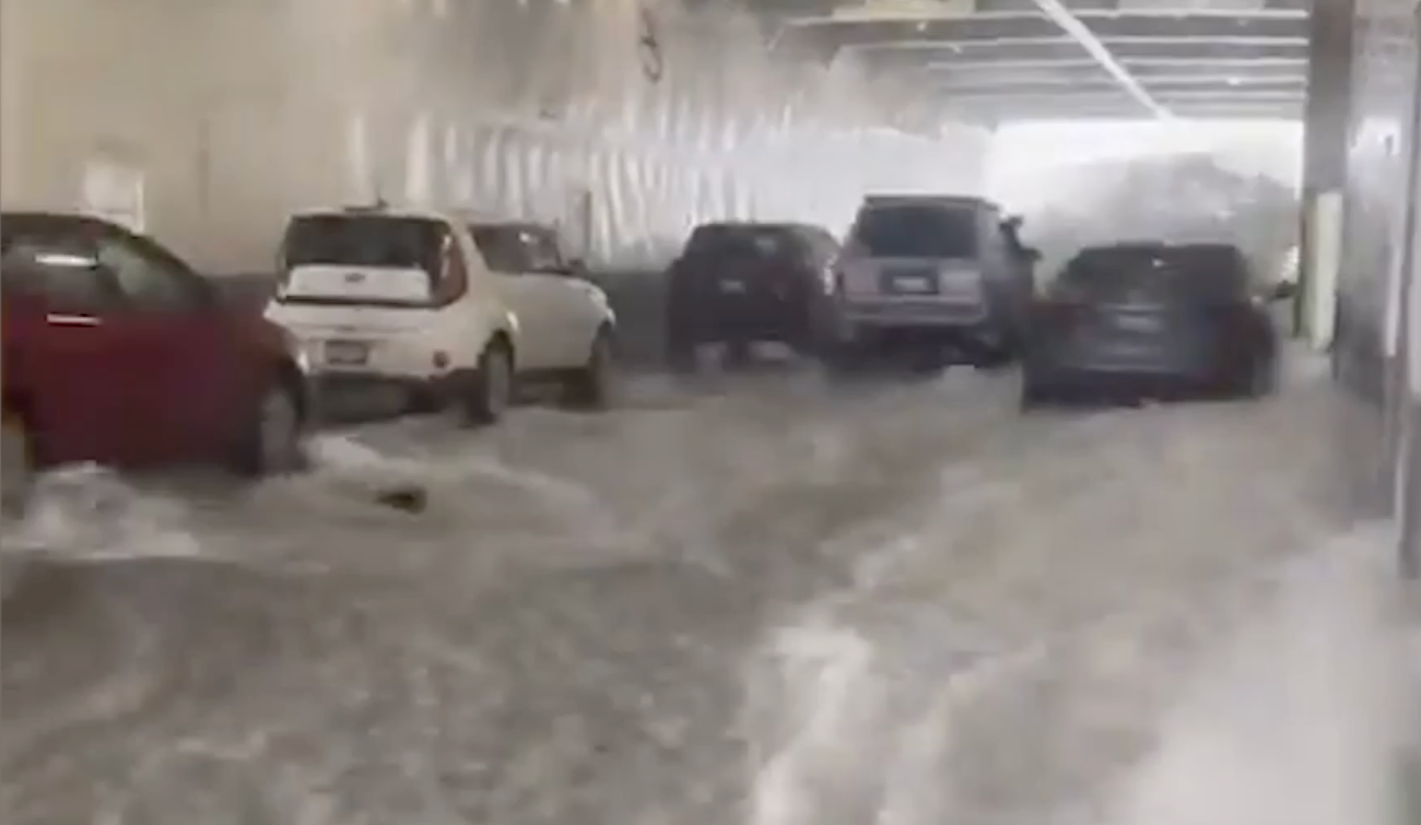 Watch: 'Bomb Cyclone' Sends Massive Waves Inside Washington Ferry Amid ...