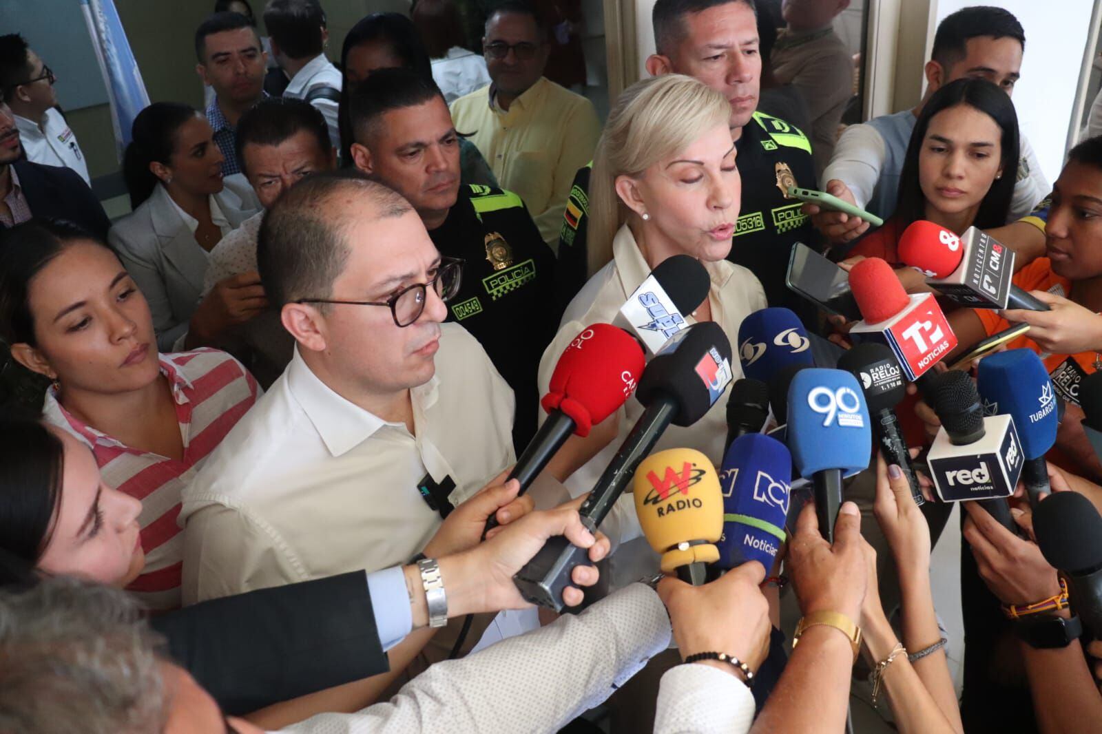 “colombia no es bogotá”, duro llamado de atención del fiscal a los ministros del gobierno petro por no estar en las regiones