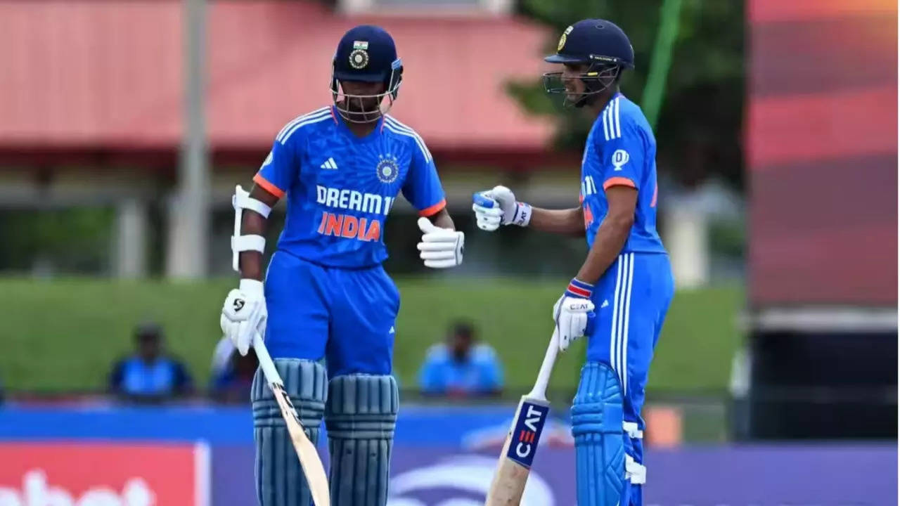 rohit sharma fumes at shubman gill; angry outburst goes viral after being run-out in t20i comeback - watch