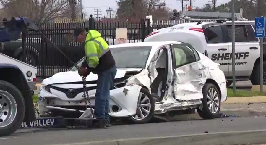 6 People Injured In Northern Sacramento Crash