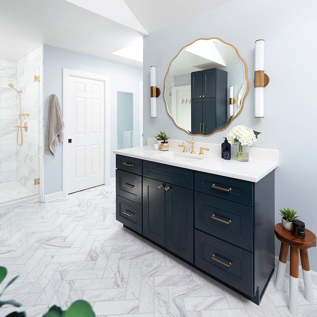 10 Blue Vanity Bathroom Ideas You’ll Love