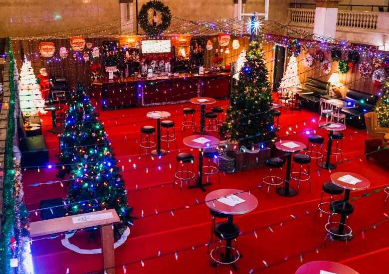 Six Festive Pop-up Bars In Chicago To Enjoy During The Holidays