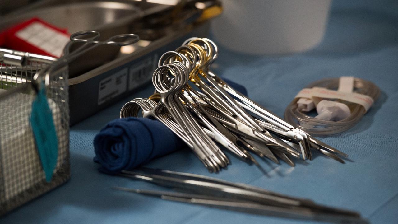 hospital curry cabral faz primeiro transplante hepático com robótica na europa