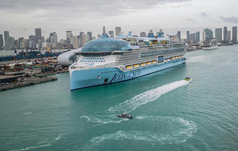 Royal Caribbean's Icon of the Seas, the world's largest cruise ship heads to the dock early Wednesday morning during its first arrival into PortMiami on Jan. 10, 2024.