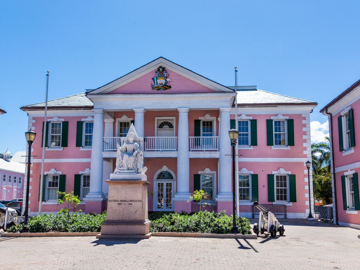 <p>The downtown area of Nassau is perfect for exploring the city’s history and culture.  Cafes, restaurants, shops, art galleries, monuments, and other attractions here. Be sure to check out the pink parliament building! </p>
