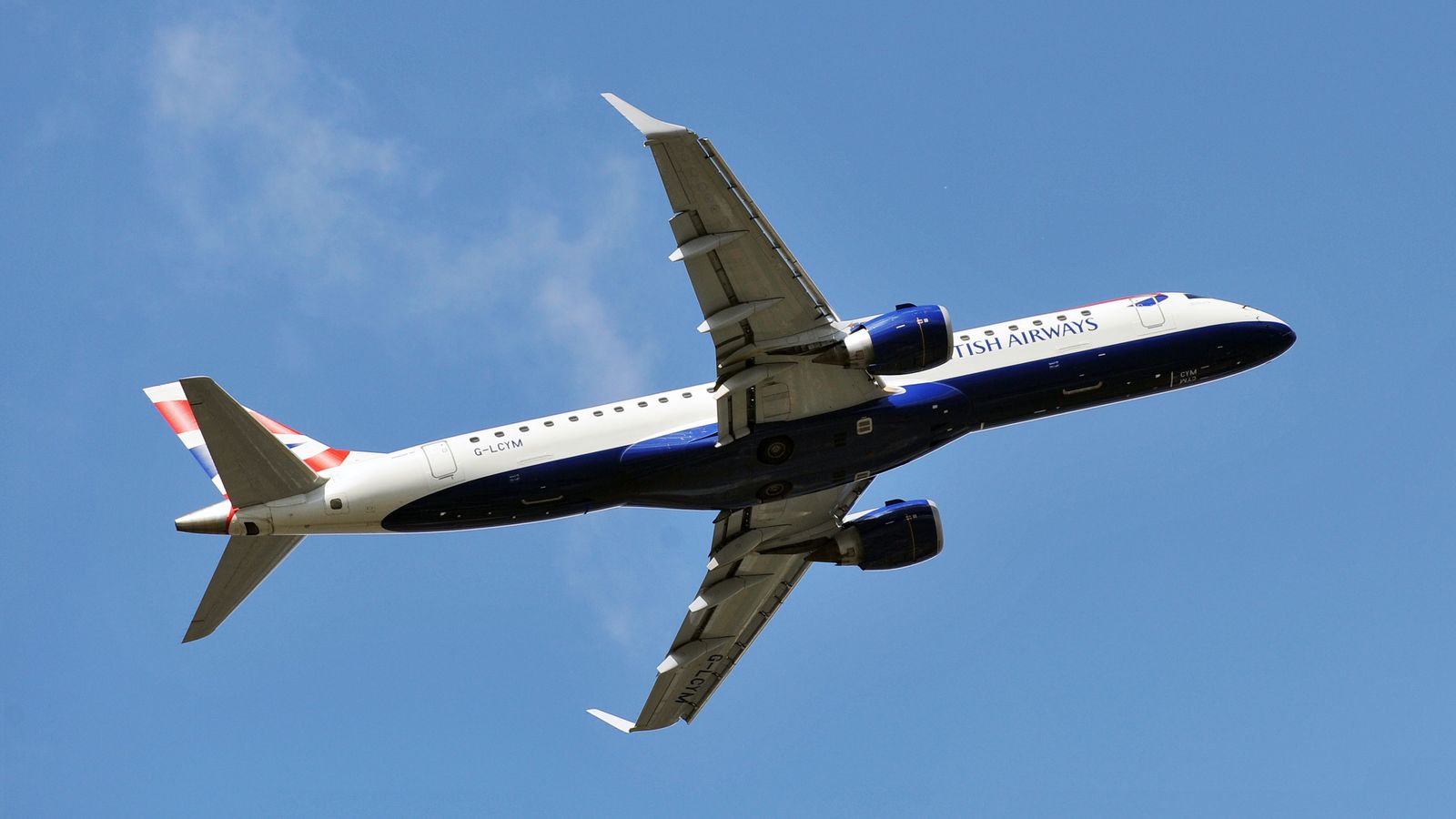 British Airways Pilot 'kidnapped And Tortured' During Stopover Shopping ...