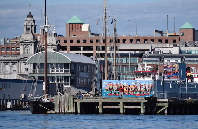 Choosing where to stay in Portland, Maine, depends on what you’re planning to do during your stay. If, like me, you’re interested in the city’s great restaurants, check out the...