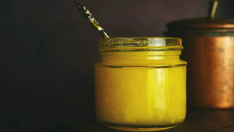 7 Ghee remedies to treat seasonal cold, fever and congestion in winters