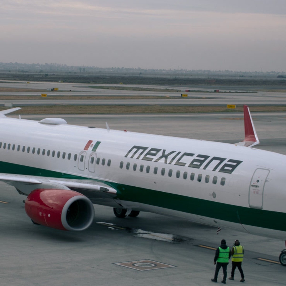 mexicana de aviación con baja demanda en sus rutas, vuela de acapulco al aifa con solo un pasajero