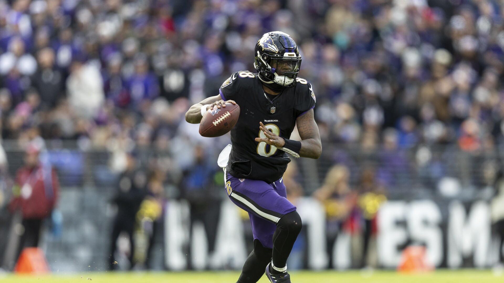 Lamar Jackson Is The AFC Offensive Player Of The Month For December