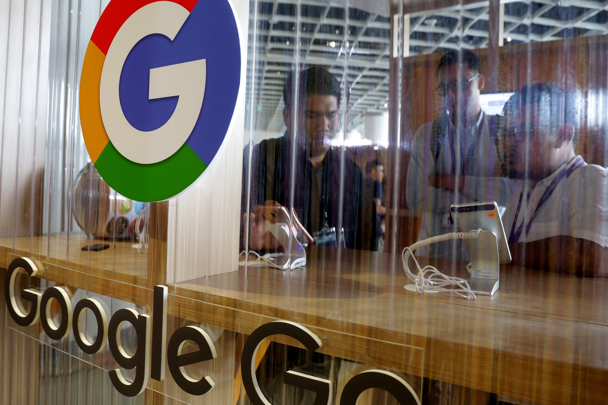 google phk ratusan karyawan, pekerja digeser teknologi ai