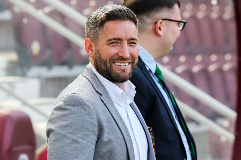 Lee Johnson Turns LinkedIn Management Guru As Axed Hibs And Fleetwood ...