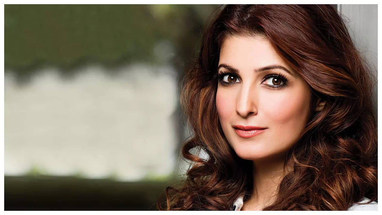 Twinkle Khanna Shares An Adorable Anecdote About Her Sister Rinke   AA1mOg0t.img